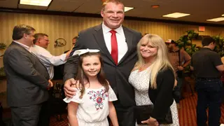Kane's wife WWE: Who is Glenn Thomas Jacobs married to?