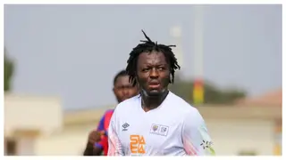 Heartbreaking video as Sulley Muntari bemoan about poor quality of pitch in Hearts draw with Legon Cities