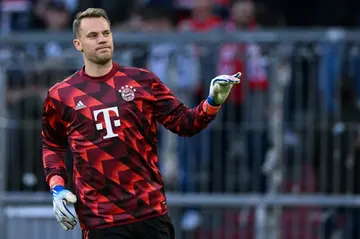Bayern Munich goalkeeper Manuel Neuer will miss his side's clash with Freiburg on Sunday with a shoulder complaint