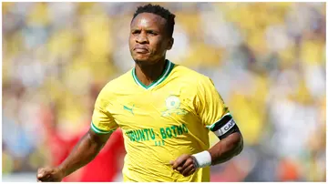 Mamelodi Sundowns midfielder, Themba Zwane.. Photo: Phill Magakoe.