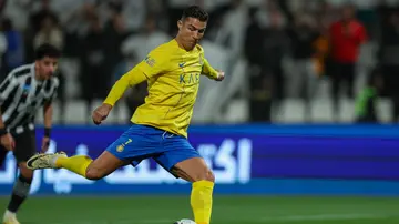 Cristiano Ronaldo, miss, open goal, Al Nassr, Al Ain, AFC Champions League