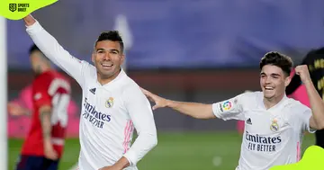 Real Madrid's Casemiro (l) celebrates a win.