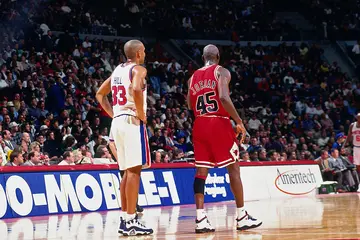 Grant Hill, Michael Jordan, Pistons, Bulls