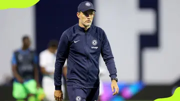 Thomas Tuchel observes the pitch during Chelsea's UEFA Champions League Group E match against Dinamo Zagreb