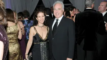 Who is Jeffrey Lurie's wife?