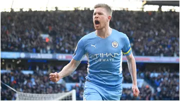 Kevin De Bruyne celebrates after scoring during the Premier League match between Manchester City and Manchester United at Etihad Stadium. Photo by Michael Regan.