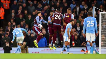 Phil Foden, Free kick, Manchester City, Aston Villa, Premier League