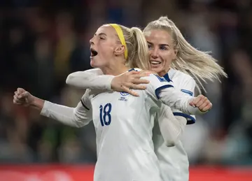 Are Chloe Kelly and Alex Greenwood related?