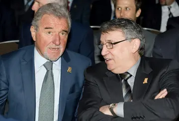 Former England manager Terry Venables (L) has died aged 80