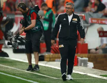 Union Berlin coach Urs Fischer says his side have the "courage" to "try and trip Bayern up"