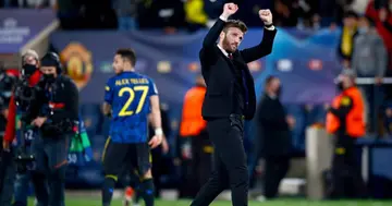 Michael Carrick, Interim Manager of Machester United celebrates their side's victory after the UEFA Champions League group F match against Villarreal CF (Photo by Eric Alonso/Getty Images)