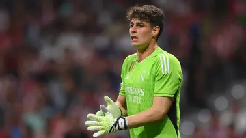 Kepa Arrizabalaga, Real Madrid, Napoli, UEFA Champions League, mistake, error, blunder, goalkeeper, troll, mockery