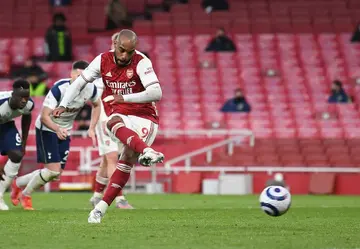Odegaard, Lacazette score as Arsenal beat 10-man Tottenham in tough North London derby