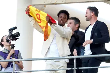 Elye Wahi was unveiled by Lens as their new record signing after joining from Montpellier