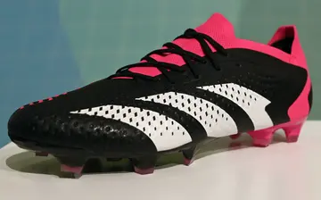 Which are the best soccer cleats for wide feet? Find out here