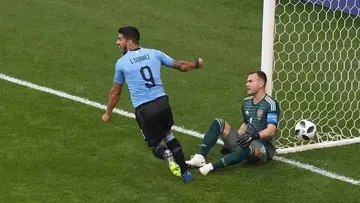 Uruguay beat Russia 2-0 to finish Group A at Russia 2018 as leaders