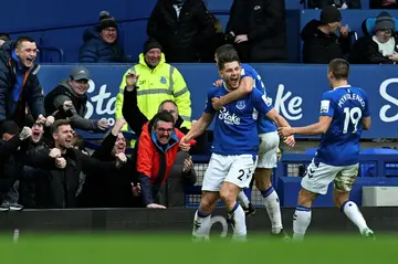 James Tarkowski (centre)scored the winner as Everton beat Arsenal 1-0