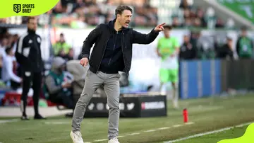 Niko Kovac instructing his players