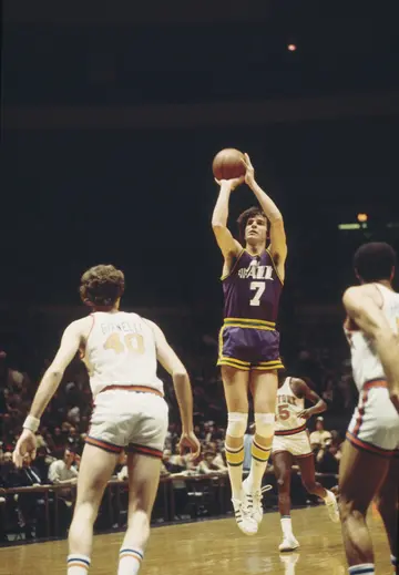 What caused Pete Maravich's death?