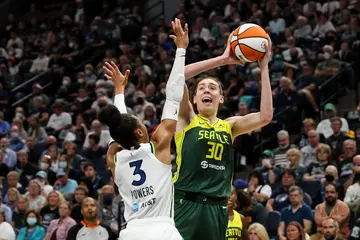 How tall is the average WNBA power forward?