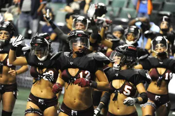 How much do LFL players get paid?