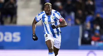 Kenneth Omeruo of CD Leganes runs with the ball during the LaLiga Smartbank match between CD Leganes and Fuenlabrada