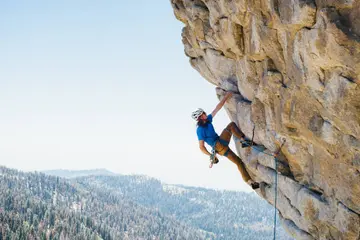 Bouldering vs. Rock Climbing: Understanding grades and difficulty