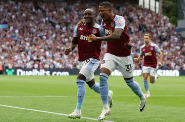 Aston Villa cruised to victory over Everton