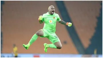 Itumeleng Khune, Kaizer Chiefs, Suspension, rehabilitation, Naturena.