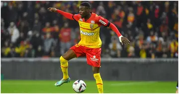 Abdul Samed Salis, Ghana, Ligue 1, World