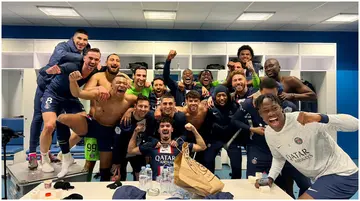 dressing room, party, celebrations, PSG, Marseille, win