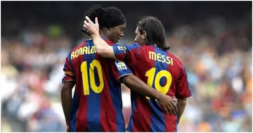 Lionel Messi, Ronaldinho, Barcelona, Birthday