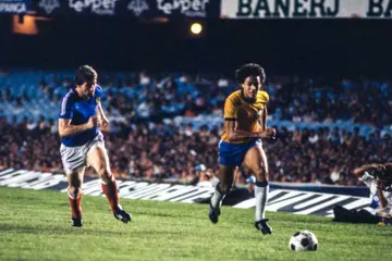 Patrice Rio of France and Roberto Dinamite of Brazil