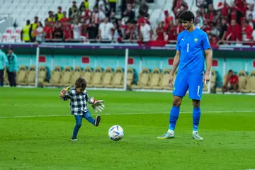 Yassine Bounou, son, microphone, World Cup, Qatar