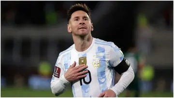 Lionel Messi celebrates after scoring  during a match between Argentina and Bolivia at Estadio Monumental Antonio Vespucio Liberti. Photo by Juan I. Roncoroni.