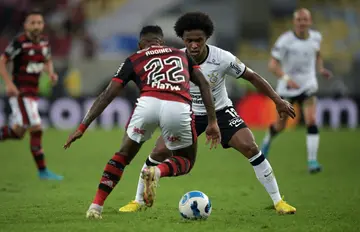 Willian (right) and Corinthians lost to domestic rivals Flamengo in the Copa Libertadores quarter-finals
