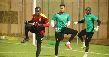 Richard Kingston training with Black Stars goalkeepers. Credit: @GhanaBlackstars