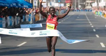 Racheal Mutgaa storms to victory during the 2019 Hannover Marathon. Photo: Athletics Illustrated.