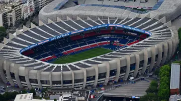 PSG want to extend the Parc des Princes Stadium from 48,000 seats to 60,000