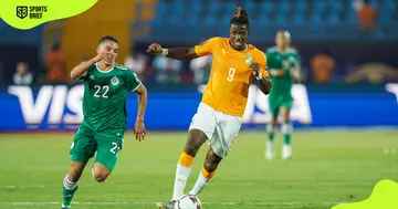 Cote d'Ivoire's Wilfried Zaha (r) in action.