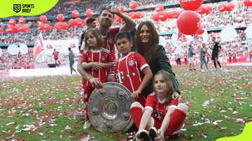Xabi and his family