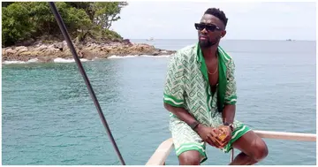 Wilfred Ndidi Kicks Off Vacation in Style As Super Eagles Star Spotted in an Island Resort
