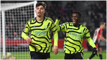 Kai Havertz celebrates with Eddie Nketiah after scoring during the Premier League match between Brentford FC and Arsenal FC at Gtech Community Stadium. Photo by David Price.