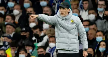 Chelsea boss Thomas Tuchel gestures during the UEFA Champions League Quarter Final match between Real Madrid and Chelsea at Estadio Santiago Bernabeu. Photo by Berengui.