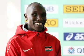Geoffrey Kamworor breaks world record to win Copenhagen Half Marathon