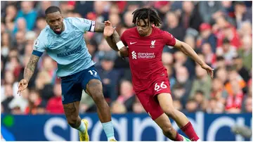 Ivan Toney, Trent Alexander-Arnold, Brentford, Liverpool, Anfield, Premier League.