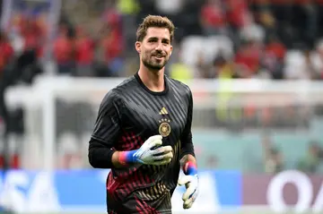 Kevin Trapp has prolonged his stay with Eintracht Frankfurt