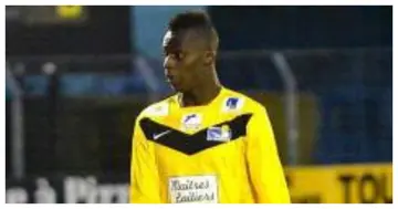 Edouard Mendy was unemployed after his contract with AS Cherbourg expired in 2015. Photo credit: @BettingOddsUK