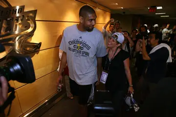 Who is Tim Duncan's wife?
