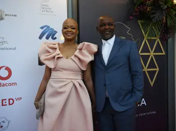 Pitso Mosimane's wife, Moira Tlhagale, discloses the awkward place her husband signed his first contract with Mamelodi Sundowns. Photo: Frennie Shivambu.